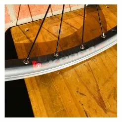 Roue Arrière Custom Bikelife X Collective 27.5 Pouces à Disk Noire - Wheeling Bike -bike shop roue arriere custom bikelife x collective 275 pouces a disk noire wheeling bike 10